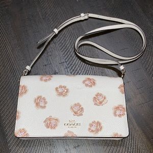 Coach wallet on chain